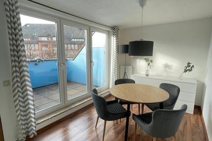 Wohnung Hamburg Barmbek-Nord - 2 Zimmer, 65 m&sup2;, 1.650&euro; | Angebot:25173028