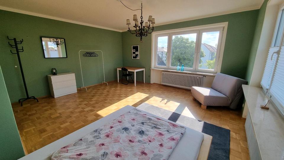 Helles 26m² WG Zimmer zentral in RO 1 zimmer