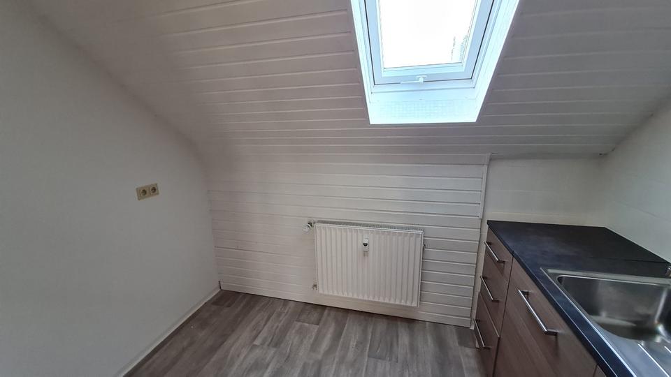 Dachgeschoßwohnung Vellmar - 2.5 Zimmer, 56 m&sup2;, 620&euro; | Angebot:25022418