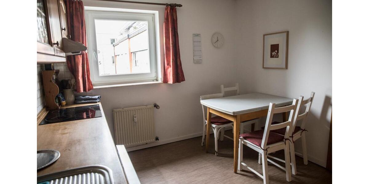 Wohnen auf Zeit Ratingen - 4 Zimmer, 100 m&sup2;, 2.000&euro; | Angebot:24356968