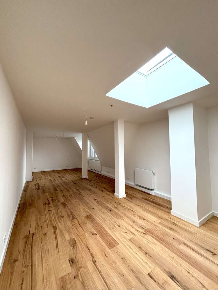 Wohnung zum Mieten in Berlin 2.606,25 € 104.25 m²