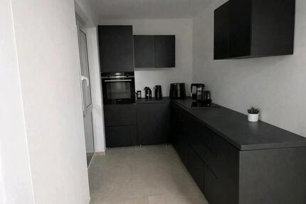 Haus Gütersloh - 2 Zimmer, 96 m&sup2;, 1.350&euro; | Angebot:25238969