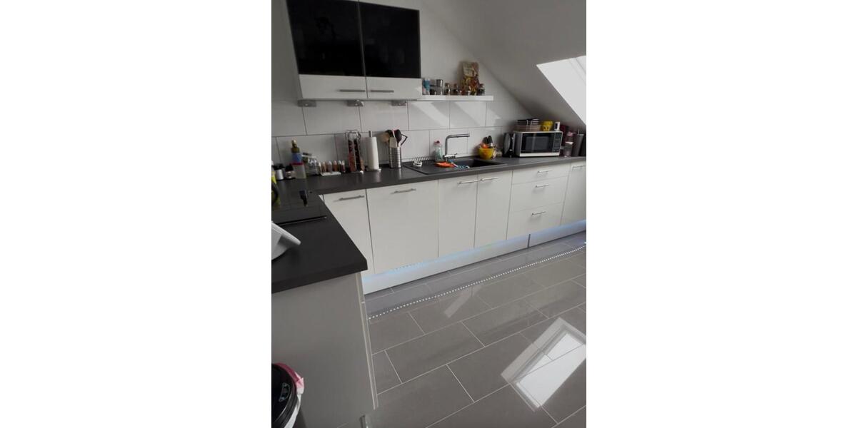 3-Zimmer-Dachgeschosswohnung mit toller Aufteilung 3 zimmer