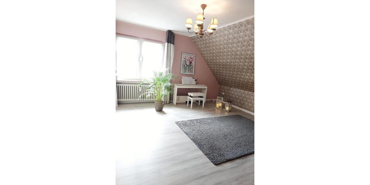Etagenwohnung Duisburg Mittelmeiderich - 3 Zimmer, 72 m&sup2;, 540&euro; | Angebot:26646005