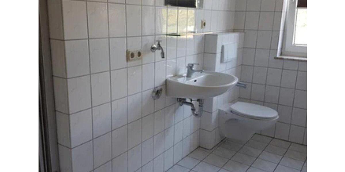 Etagenwohnung Dassel - 4 Zimmer, 86 m&sup2;, 600&euro; | Angebot:26503769