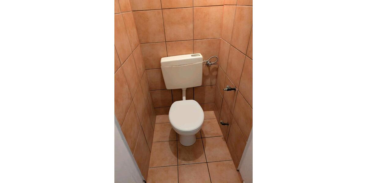 Etagenwohnung Bergheim - 2 Zimmer, 80 m&sup2;, 950&euro; | Angebot:25145496