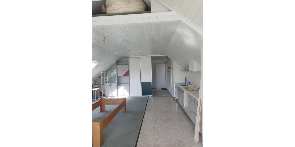 Dachgeschoßwohnung Windsbach - 2 Zimmer, 70 m&sup2;, 480&euro; | Angebot:26589159
