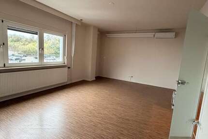 Gewerbeobjekt Öhringen Möhrig - 880&euro; | Angebot:26002866