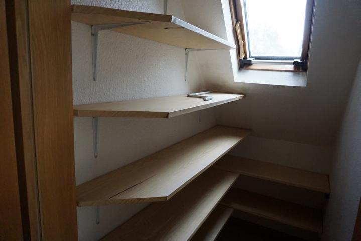 Dachgeschoßwohnung Wiehl - 3 Zimmer, 85 m&sup2;, 580&euro; | Angebot:26444036