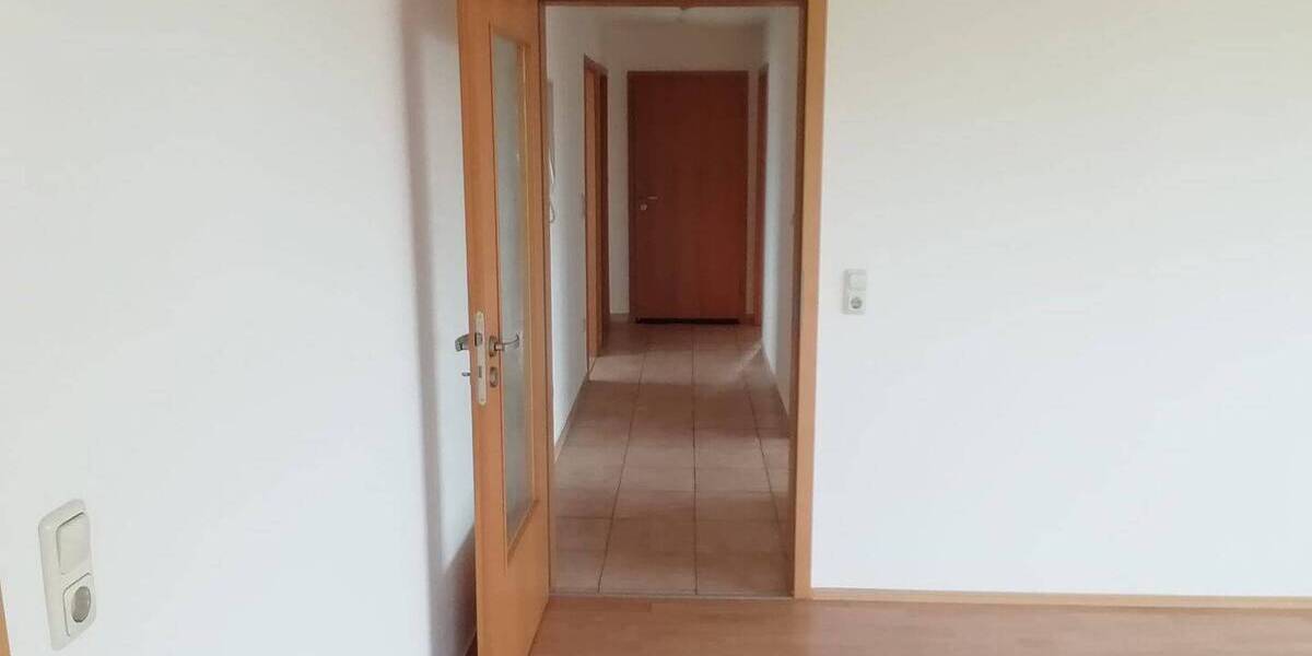 Etagenwohnung Bad Staffelstein - 3 Zimmer, 82 m&sup2;, 775&euro; | Angebot:26117451