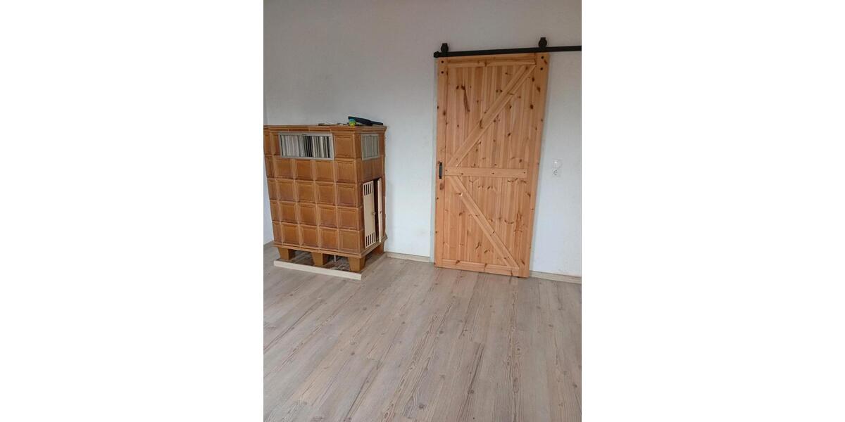 Wohnen auf Zeit Reinsdorf - 2 Zimmer, 15 m&sup2;, 200&euro; | Angebot:24903085