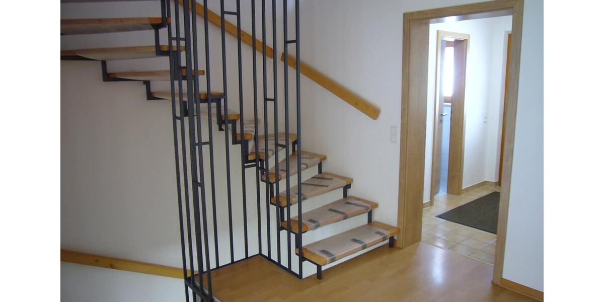 Reihenhaus Schwindegg - 5 Zimmer, 140 m&sup2;, 1.550&euro; | Angebot:24456413