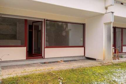 1-Zimmer-Erdgeschoss-Wohnung im idyllischen und gut angebunden Neuhausen 1 zimmer