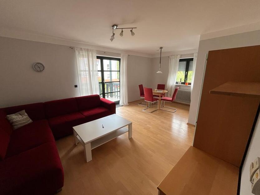 Helle 2Zimmer-Wohnung in StraubingFrauenbrünnl, möbliert möglich