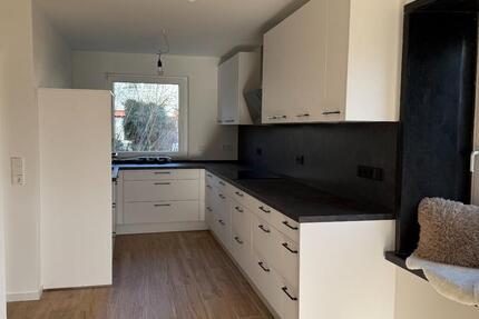 Wohnen auf Zeit Esslingen am Neckar Brühl - 5 Zimmer, 17 m&sup2;, 825&euro; | Angebot:25047069