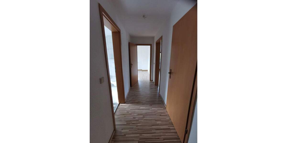 Etagenwohnung Teuchern OT Trebnitz Trebnitz - 2 Zimmer, 51 m&sup2;, 360&euro; | Angebot:25724270