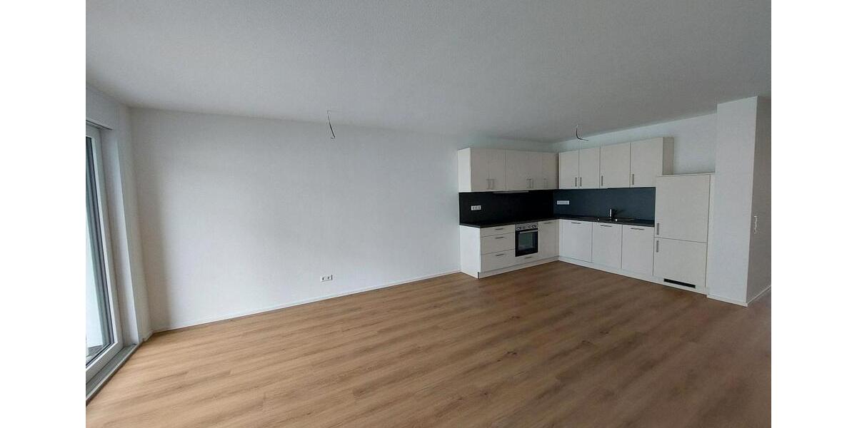 Attraktive 2-Zimmer Wohnung mit 2 Tiefgaragenstellplätze 2 zimmer
