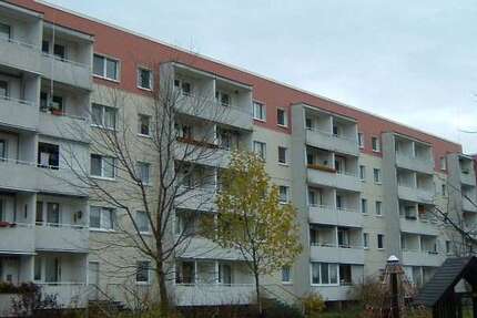 Wohnung Finsterwalde - 2 Zimmer, 49 m&sup2;, 338&euro; | Angebot:24621449