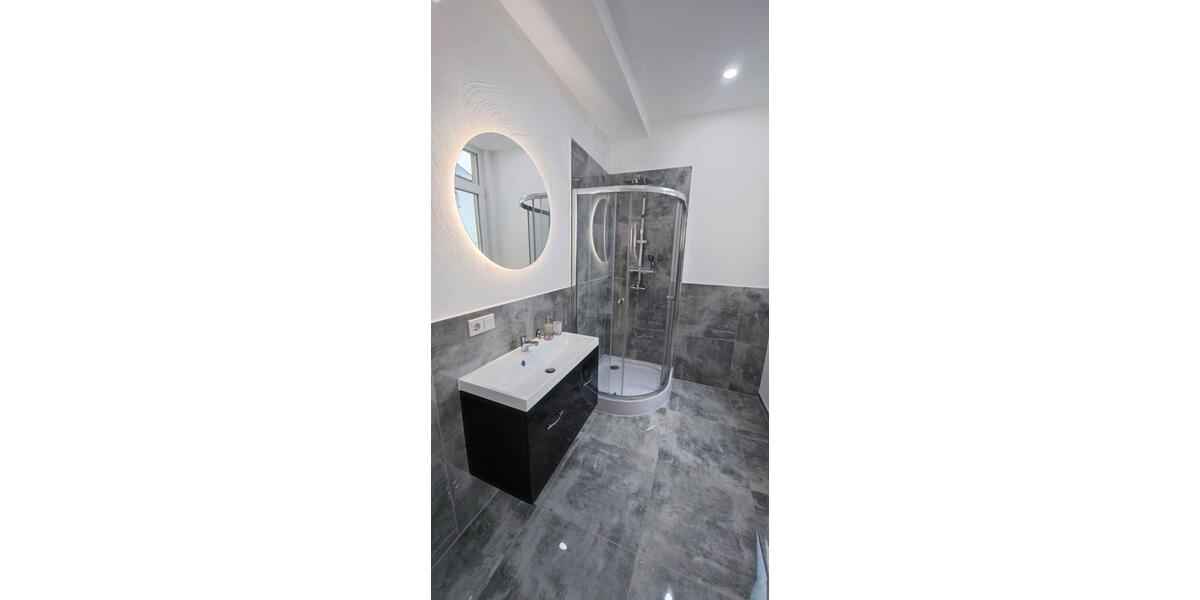 Erdgeschoßwohnung Idar-Oberstein Oberstein - 3 Zimmer, 85 m&sup2;, 560&euro; | Angebot:26041425