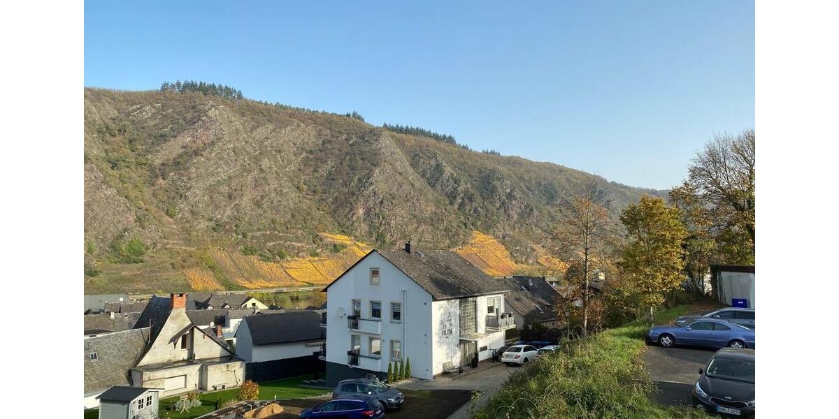 Etagenwohnung Cochem - 3 Zimmer, 86 m&sup2;, 1.300&euro; | Angebot:25255647