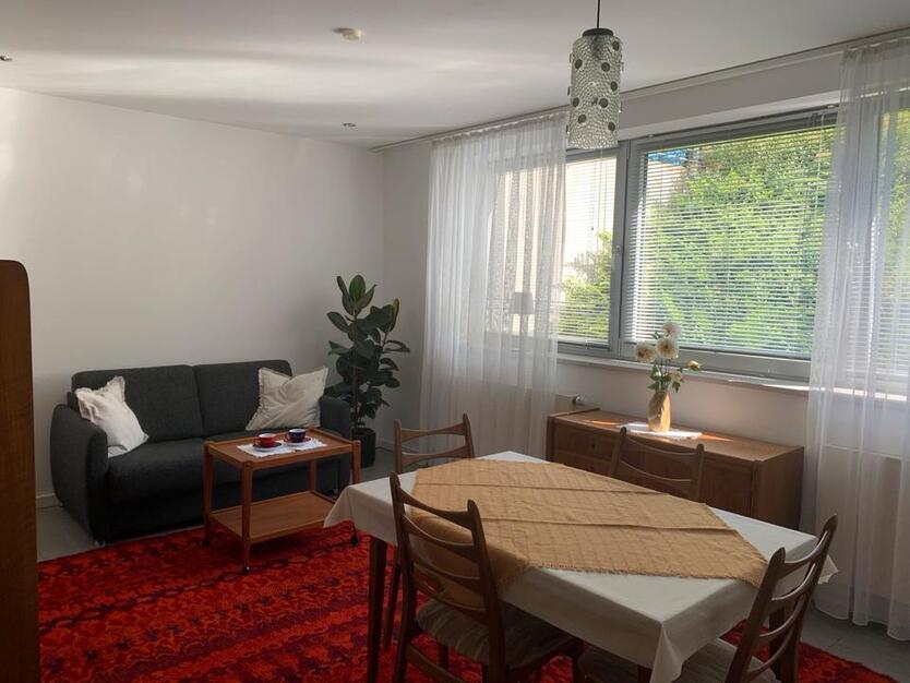 ‚The Vintageroom‘ - Zimmer in kleiner WG bzw. Bürogemeinschaft