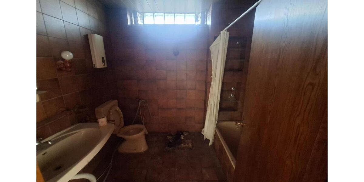 Großes Haus zur Zwischennutzung Wohnen oder Lager 18 Monate 5 zimmer