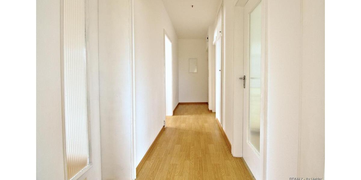 Etagenwohnung Zirndorf - 3 Zimmer, 72 m&sup2;, 530&euro; | Angebot:24689922