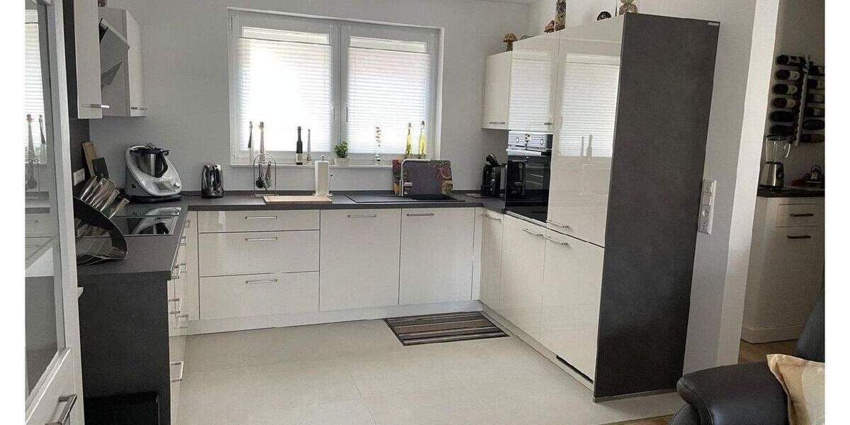 Mehrfamilienhaus, Wohnhaus Baden - Baden Innenstadt - 4 Zimmer, 127 m&sup2;, 1.850&euro; | Angebot:25043479