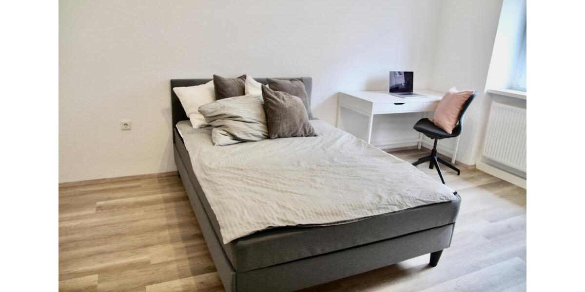 Zentrumsnah, Modern & Möbliert! Exklusive 3er WG in Nürnberg 3 zimmer