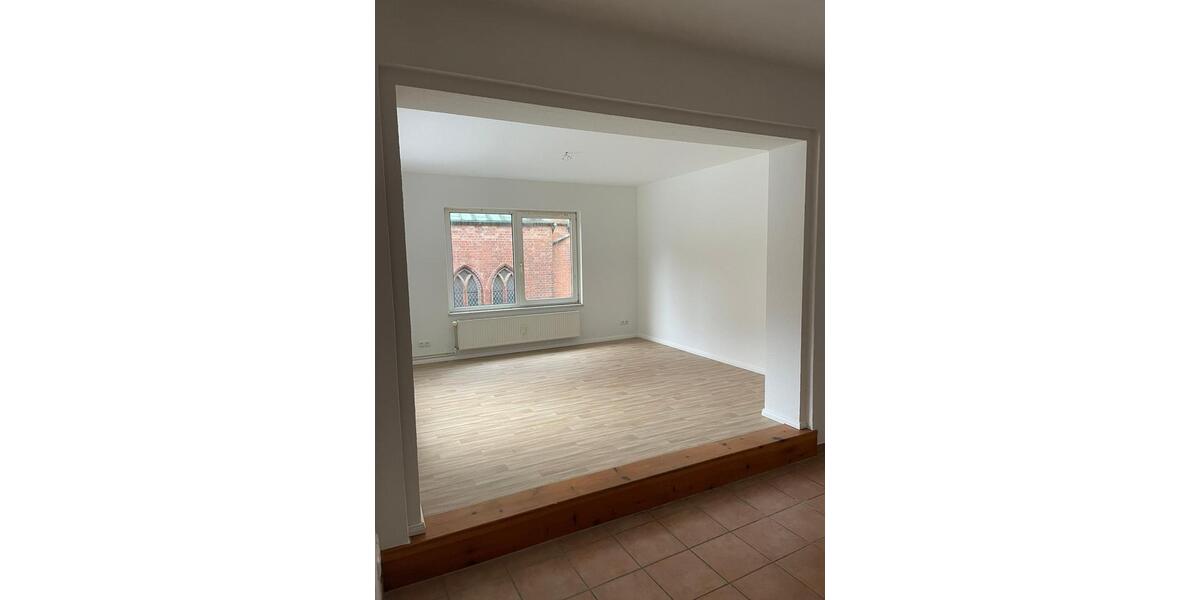 Etagenwohnung Lübeck Innenstadt - 1 Zimmer, 50 m&sup2;, 700&euro; | Angebot:24877529
