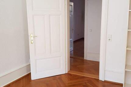 Wohnung Lörrach Untertüllingen - 3 Zimmer, 118 m&sup2;, 1.300&euro; | Angebot:25703791