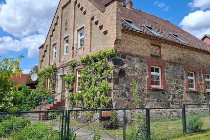 Haus Löwenberger Land - 3 Zimmer, 137 m&sup2;, 800&euro; | Angebot:27620602