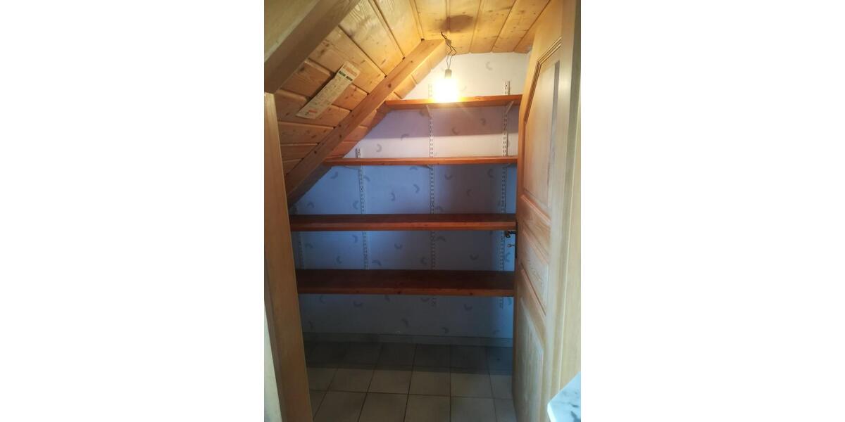 Dachgeschoßwohnung Gerolzhofen - 3 Zimmer, 103 m&sup2;, 720&euro; | Angebot:25415225