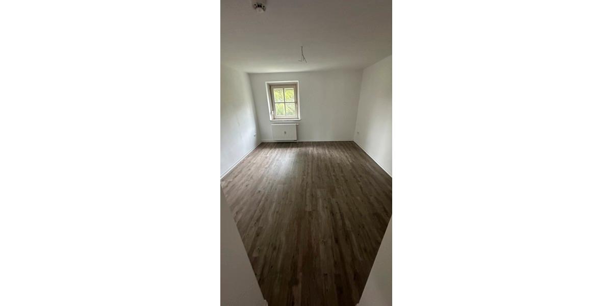 Erdgeschoßwohnung Kempten (Allgäu) - 2 Zimmer, 49 m&sup2;, 513&euro; | Angebot:25985014