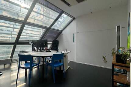 Bürofläche mit Hafenblick im Medien-Hafen - flexibel, möbliert, sofort verfügbar zimmer