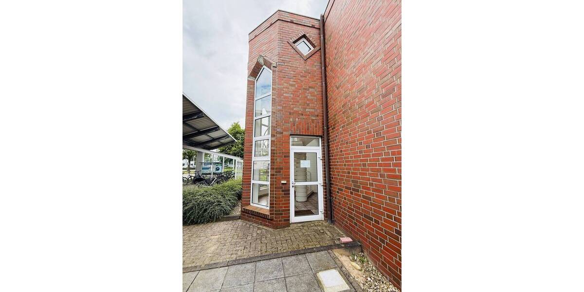 Gewerbeobjekt Oldenburg Tweelbäke - 7 Zimmer, 300 m&sup2;, 3.100&euro; | Angebot:25773824