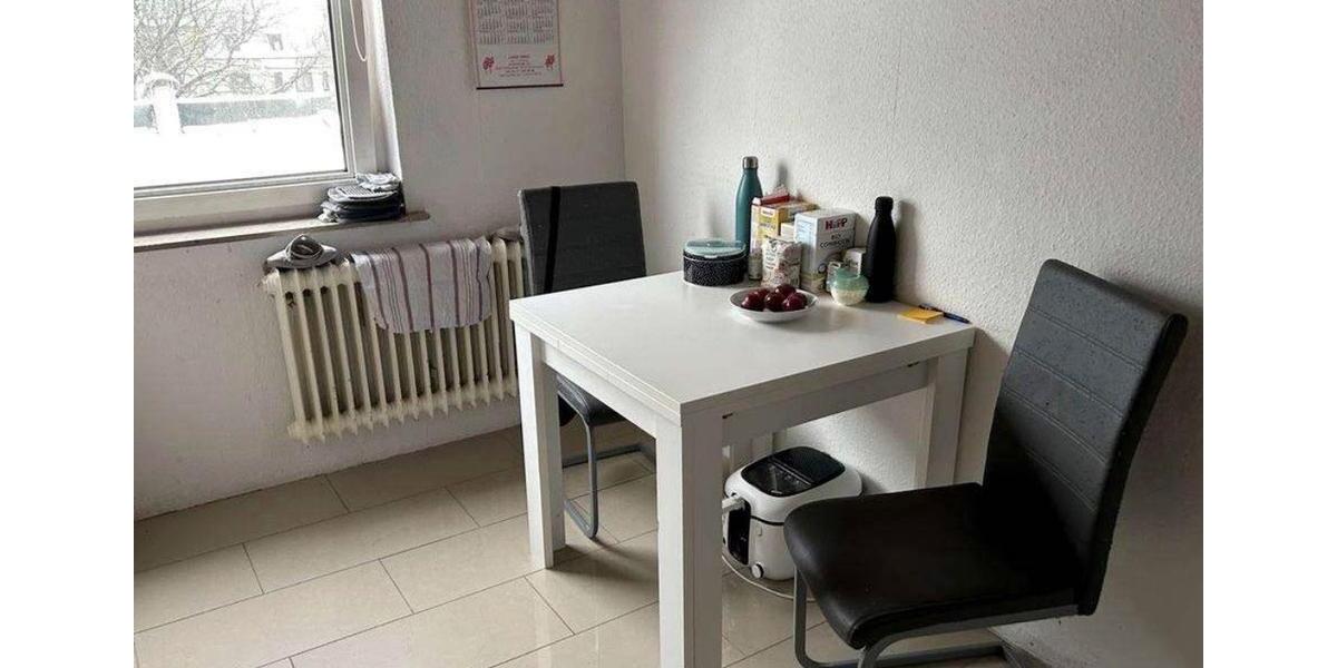 Etagenwohnung Bremerhaven Schiffdorferdamm - 3 Zimmer, 60 m&sup2;, 840&euro; | Angebot:26630217