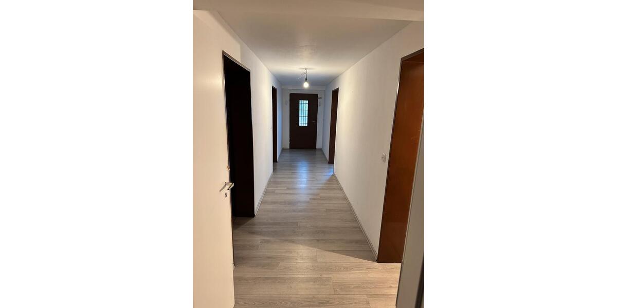 Etagenwohnung Neunkirchen Heinitz - 3 Zimmer, 60 m&sup2;, 400&euro; | Angebot:26384021