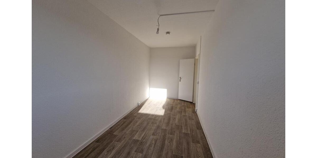 Dachgeschoßwohnung Zerbst (Anhalt) - 2 Zimmer, 50 m&sup2;, 255&euro; | Angebot:26264135