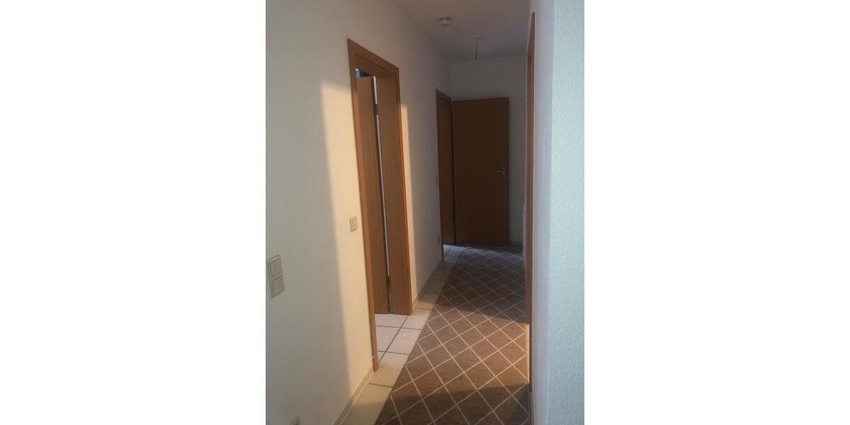 Dachgeschoßwohnung Ludwigshafen am Rhein Edigheim - 2 Zimmer, 49 m&sup2;, 630&euro; | Angebot:26060636