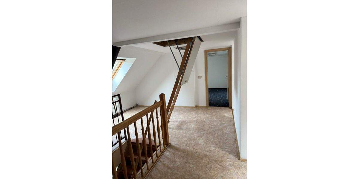 Reihenmittelhaus Mittweida - 5 Zimmer, 150 m&sup2;, 1.100&euro; | Angebot:23462441