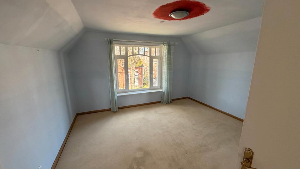 Dachgeschoßwohnung Bredstedt - 5 Zimmer, 131 m&sup2;, 1.090&euro; | Angebot:26335644
