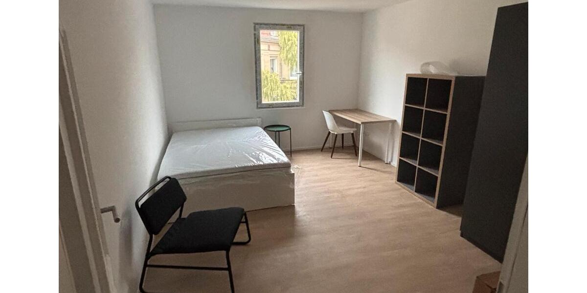 Wohnen auf Zeit Stuttgart Stuttgart-Süd - 10 Zimmer, 160 m&sup2;, 600&euro; | Angebot:25901274