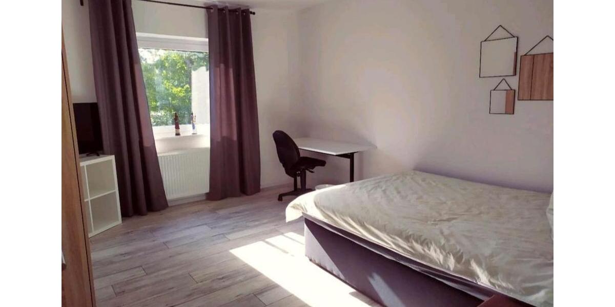 Wohnen auf Zeit Rinteln - 4 Zimmer, 104 m&sup2;, 300&euro; | Angebot:26553828