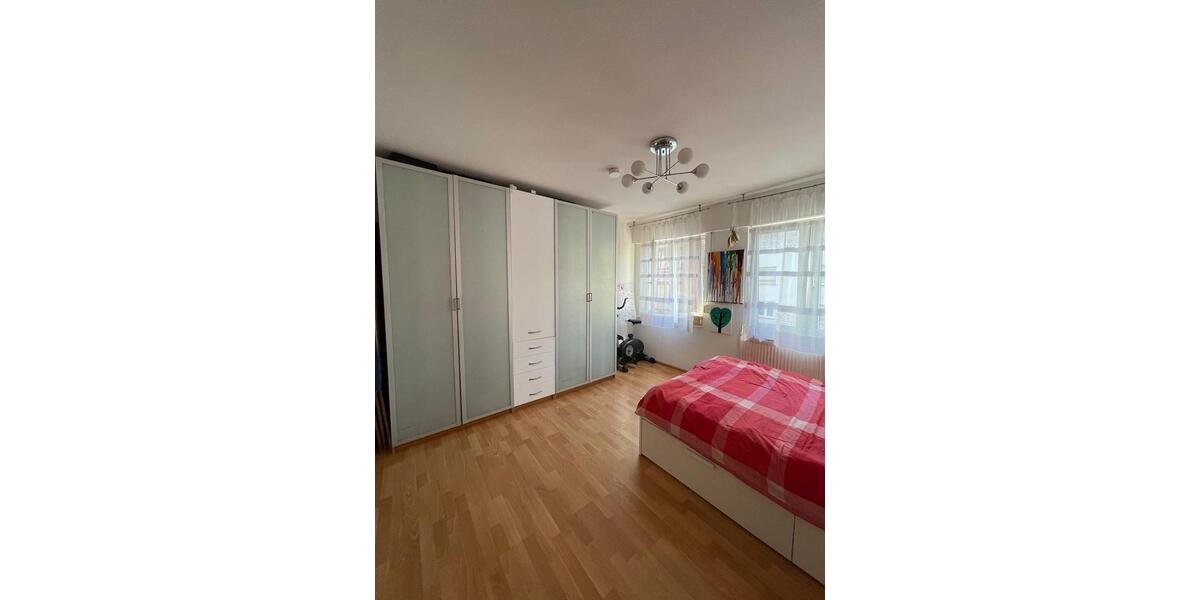 Etagenwohnung Stuttgart Vaihingen - 4 Zimmer, 94 m&sup2;, 1.850&euro; | Angebot:26676232
