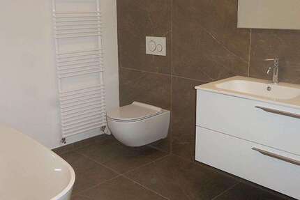 Wohnung Baden-Baden-Innenstadt Innenstadt - 3.5 Zimmer, 95 m&sup2;, 1.200&euro; | Angebot:26072459