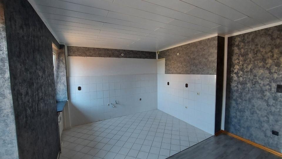 Etagenwohnung Baunatal - 3 Zimmer, 95 m&sup2;, 875&euro; | Angebot:26033428