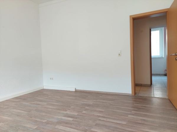 Erdgeschoßwohnung Aschersleben - 1 Zimmer, 33 m&sup2;, 230&euro; | Angebot:25894250