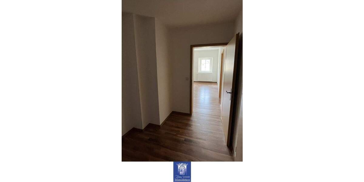 Etagenwohnung Lauenstein Lauenstein - 3 Zimmer, 72 m&sup2;, 389&euro; | Angebot:25708872