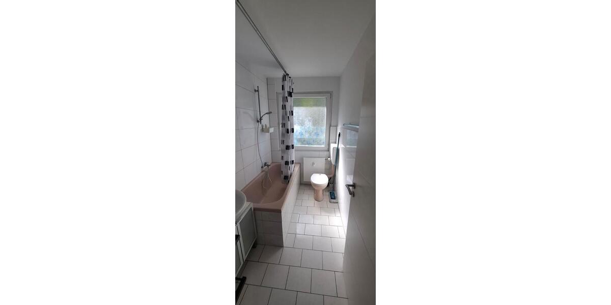 Wohnen auf Zeit Karlsruhe Hagsfeld - 1 Zimmer, 9 m&sup2;, 400&euro; | Angebot:25120868